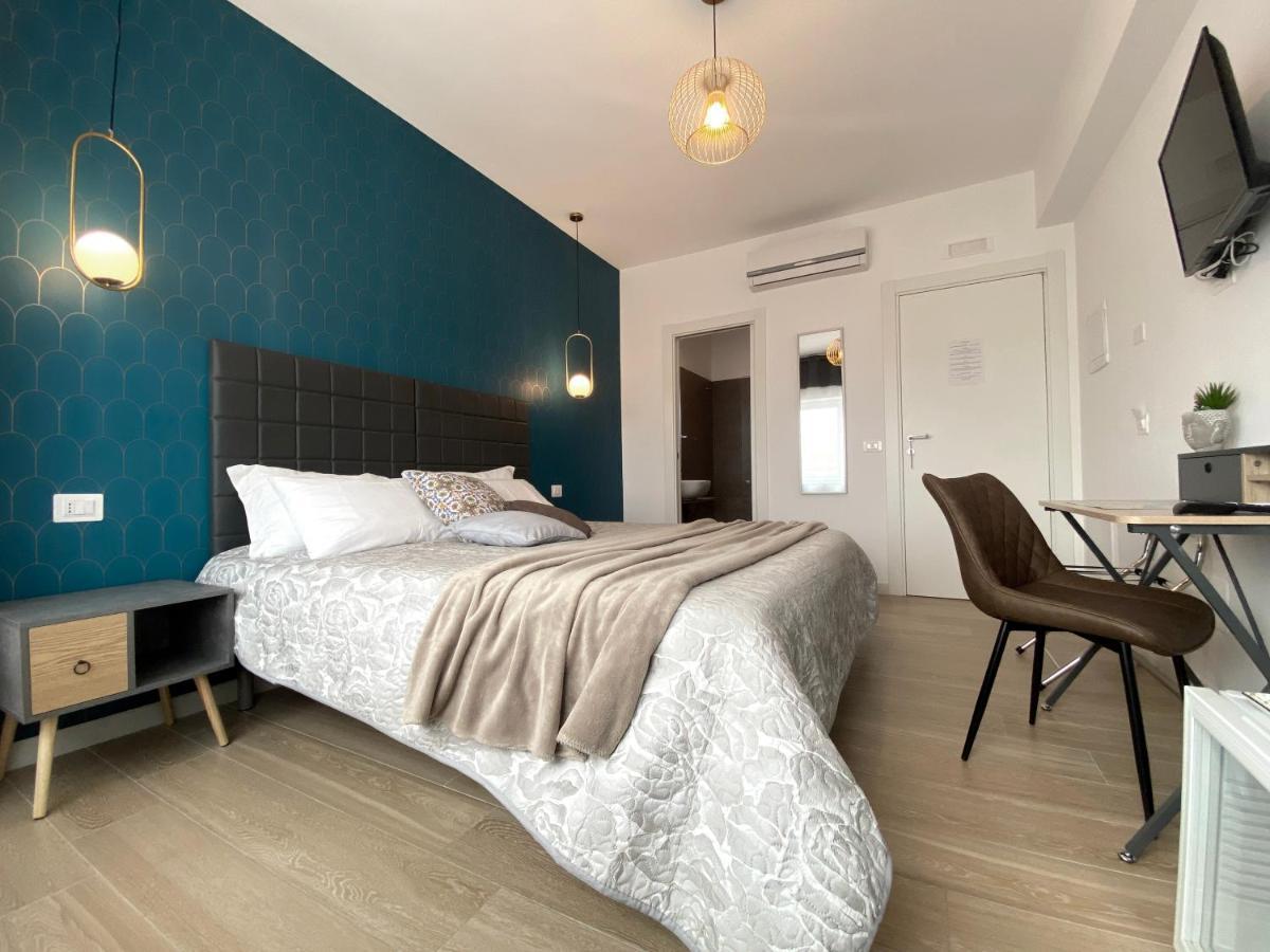 Bari Rooms Carulli Suite Екстериор снимка