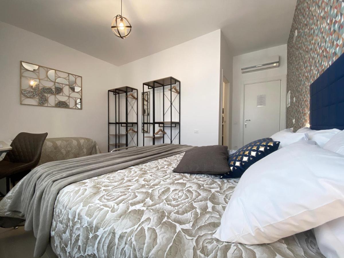 Bari Rooms Carulli Suite Екстериор снимка