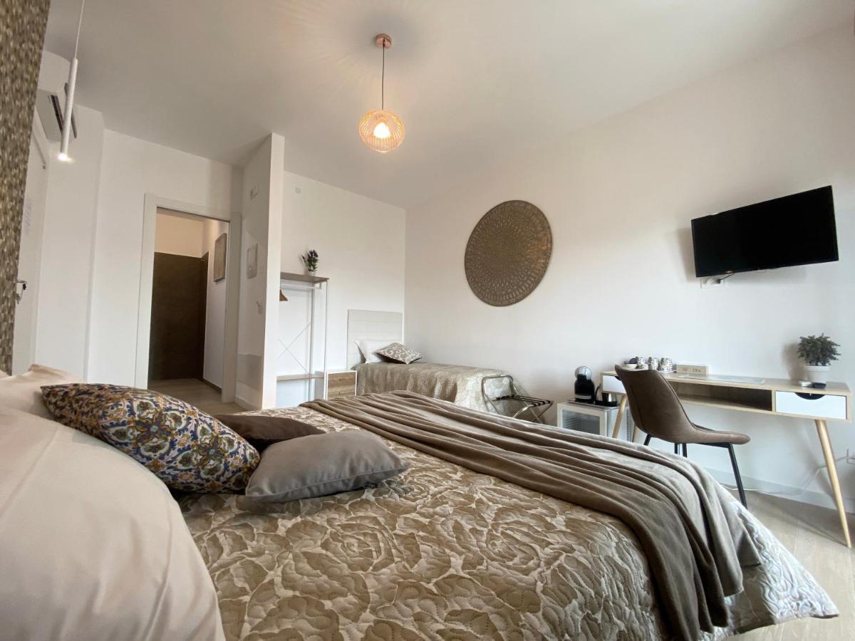 Bari Rooms Carulli Suite Екстериор снимка